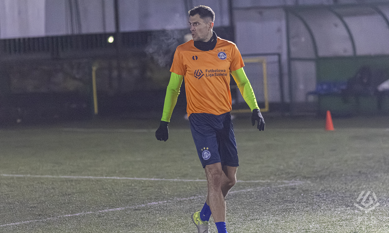 Wywiad z Karolem Rogalą z Lekko Spoconych