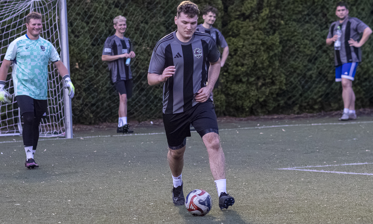 Wywiad z Dawidem Miętką z FC Black Wolves