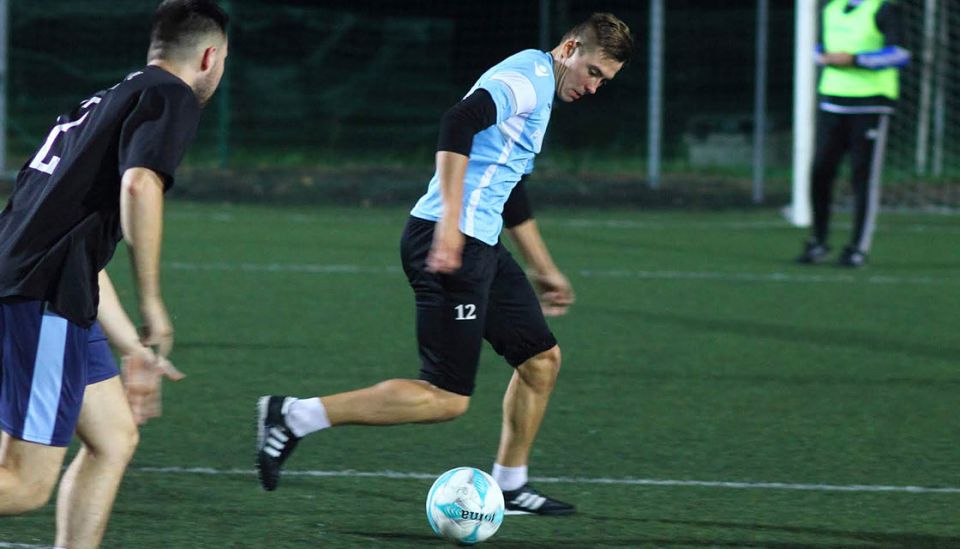 Pierwsza weryfikacja, start Pirat&oacute;w i Pink&oacute;w